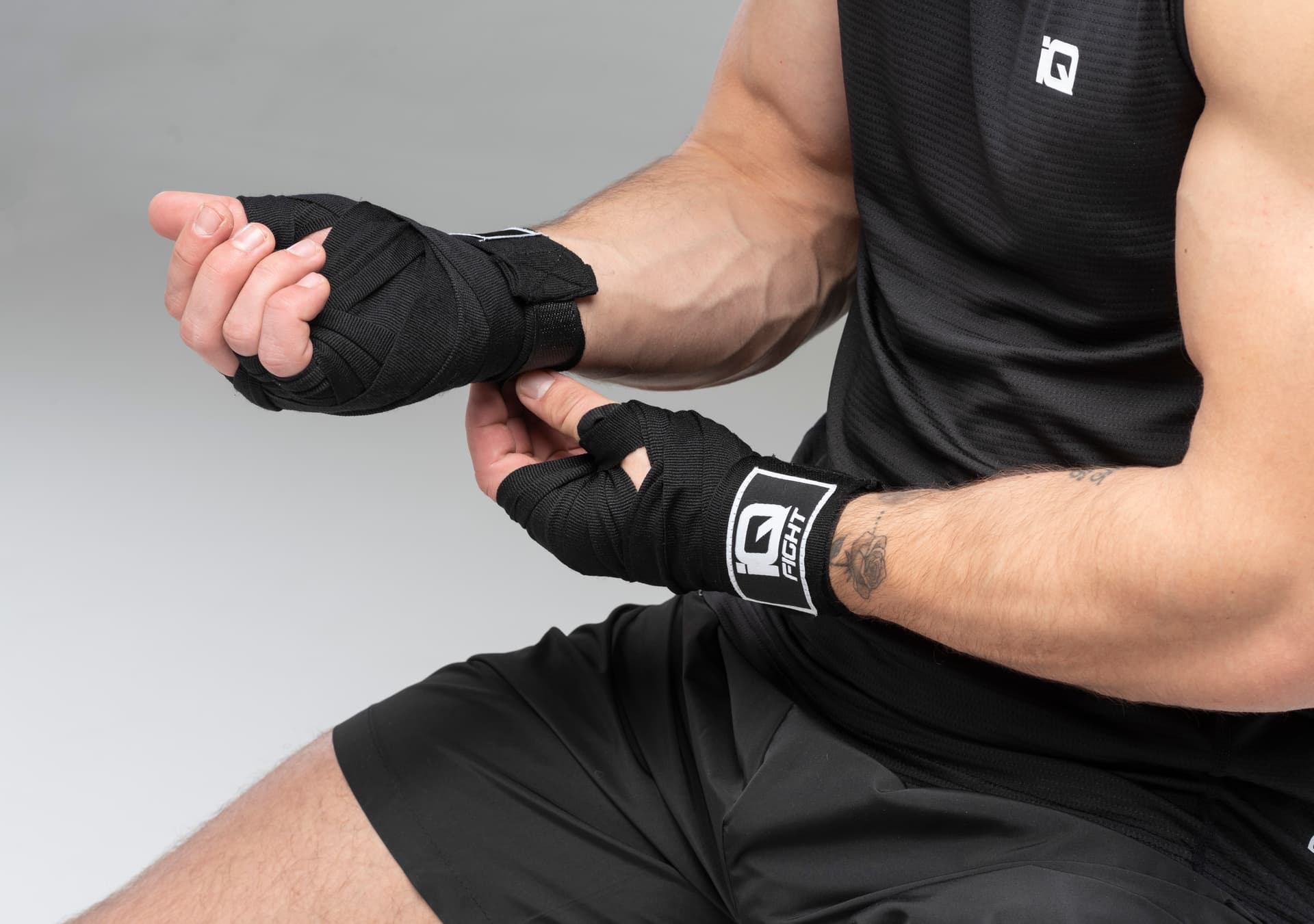 Bandaż elastyczny Venda o długości 4 m 3