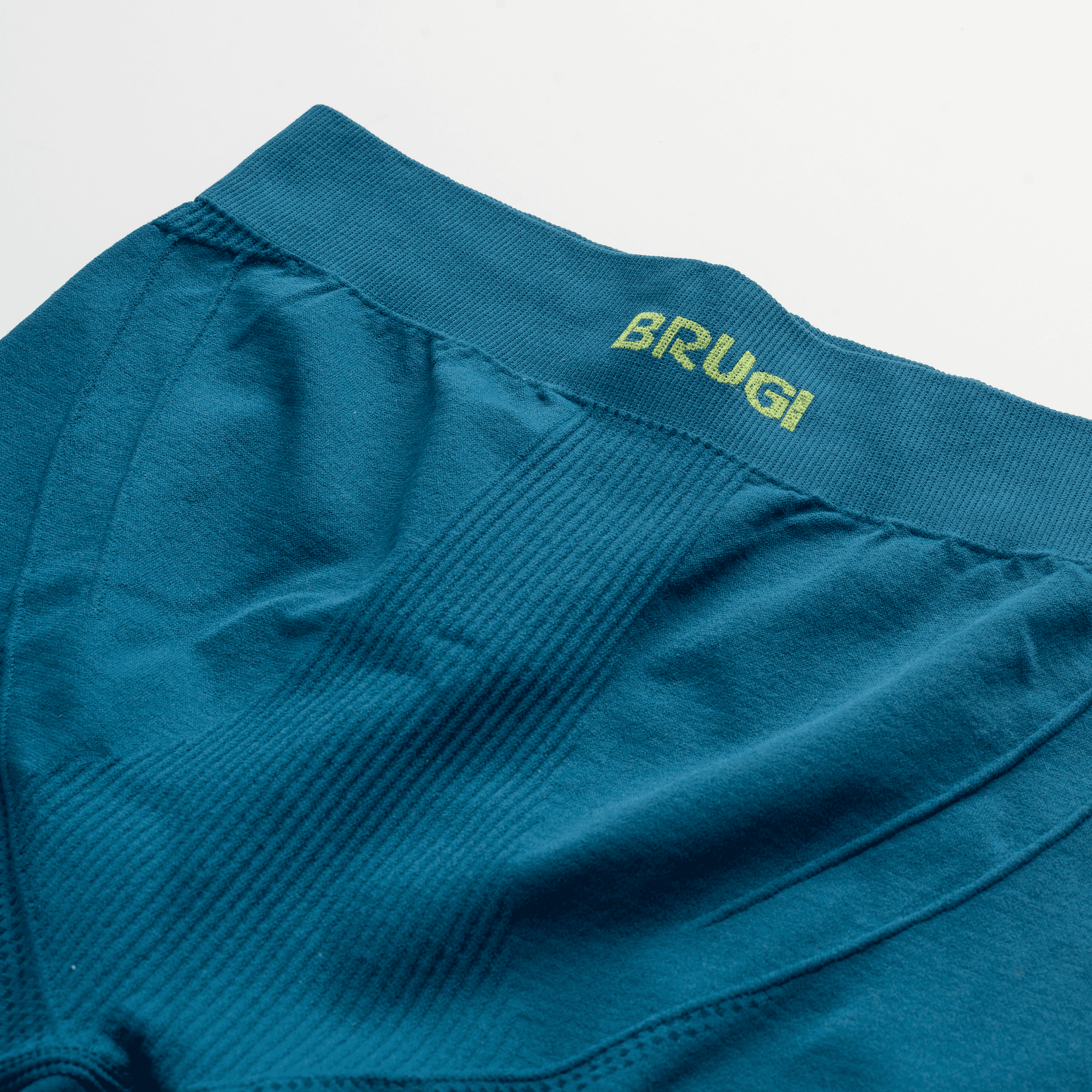 Dziecięce legginsy termoaktywne zapewniające komfort i ciepło 4