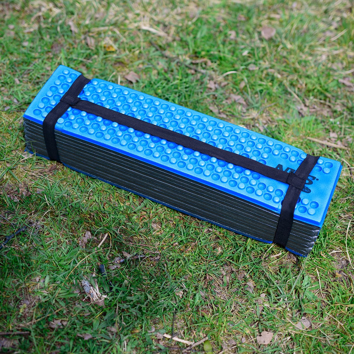 Niebieska karimata składana Nils Camp 182 cm x 60 cm 3