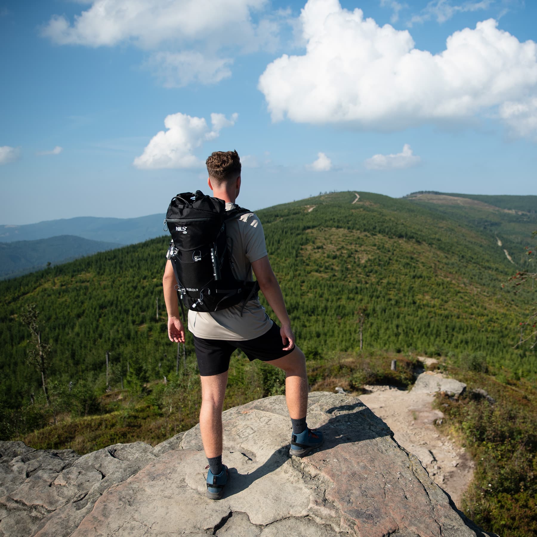 Plecak turystyczny Nils Camp Kjolen 40L czarny 4