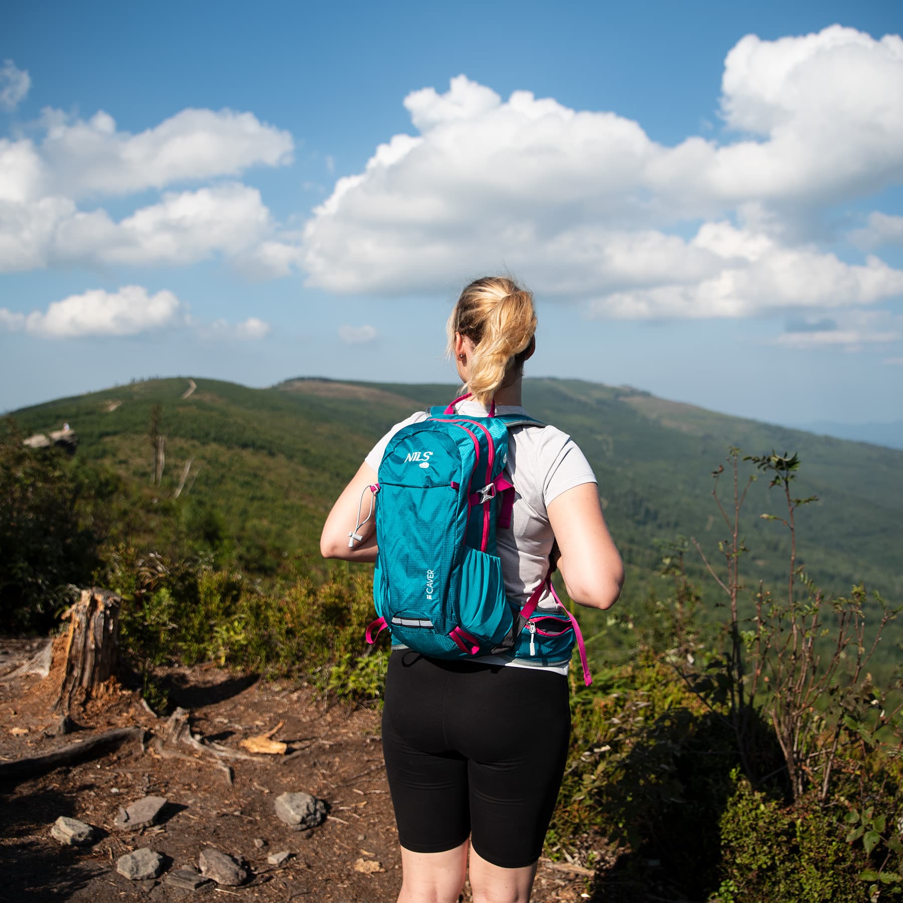 Turkusowy plecak turystyczny Nils Camp Caver 18L 9