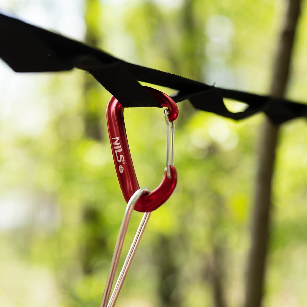 Karabińczyk aluminiowy 12KN NILS CAMP czerwony 2