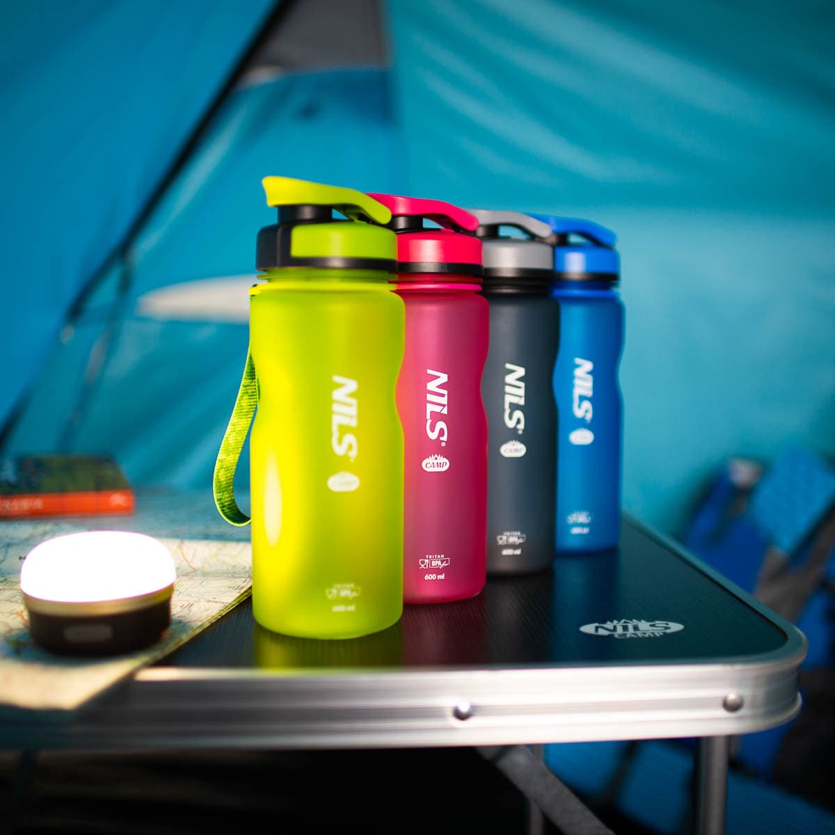 Niebieska butelka tritanowa Nils Camp 600 ml 9