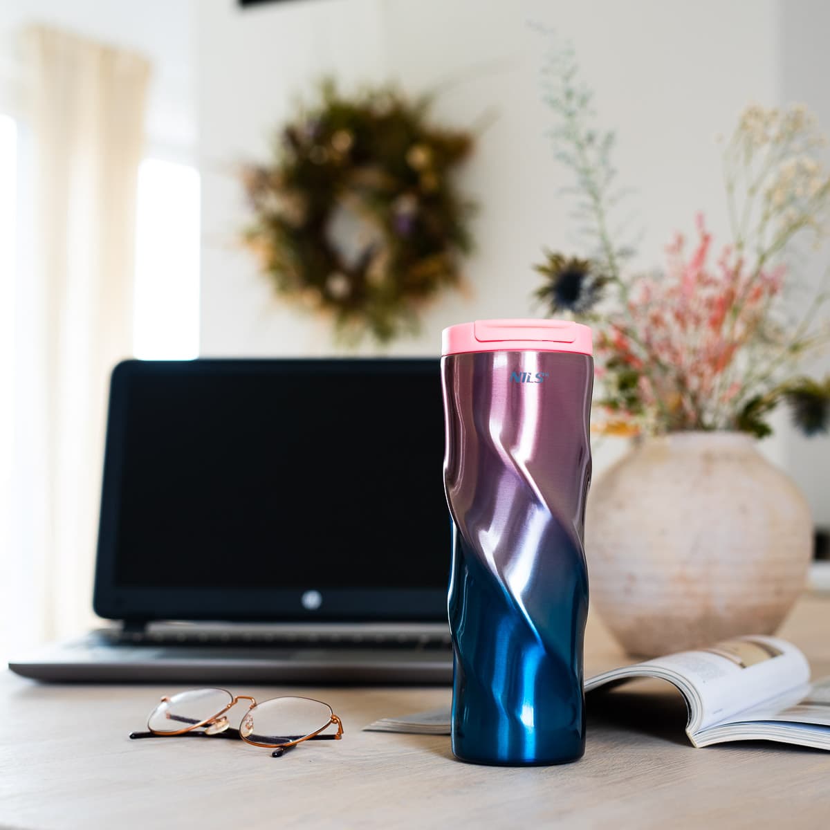 Różowy kubek termiczny Nils NCB22 o pojemności 500 ml 3