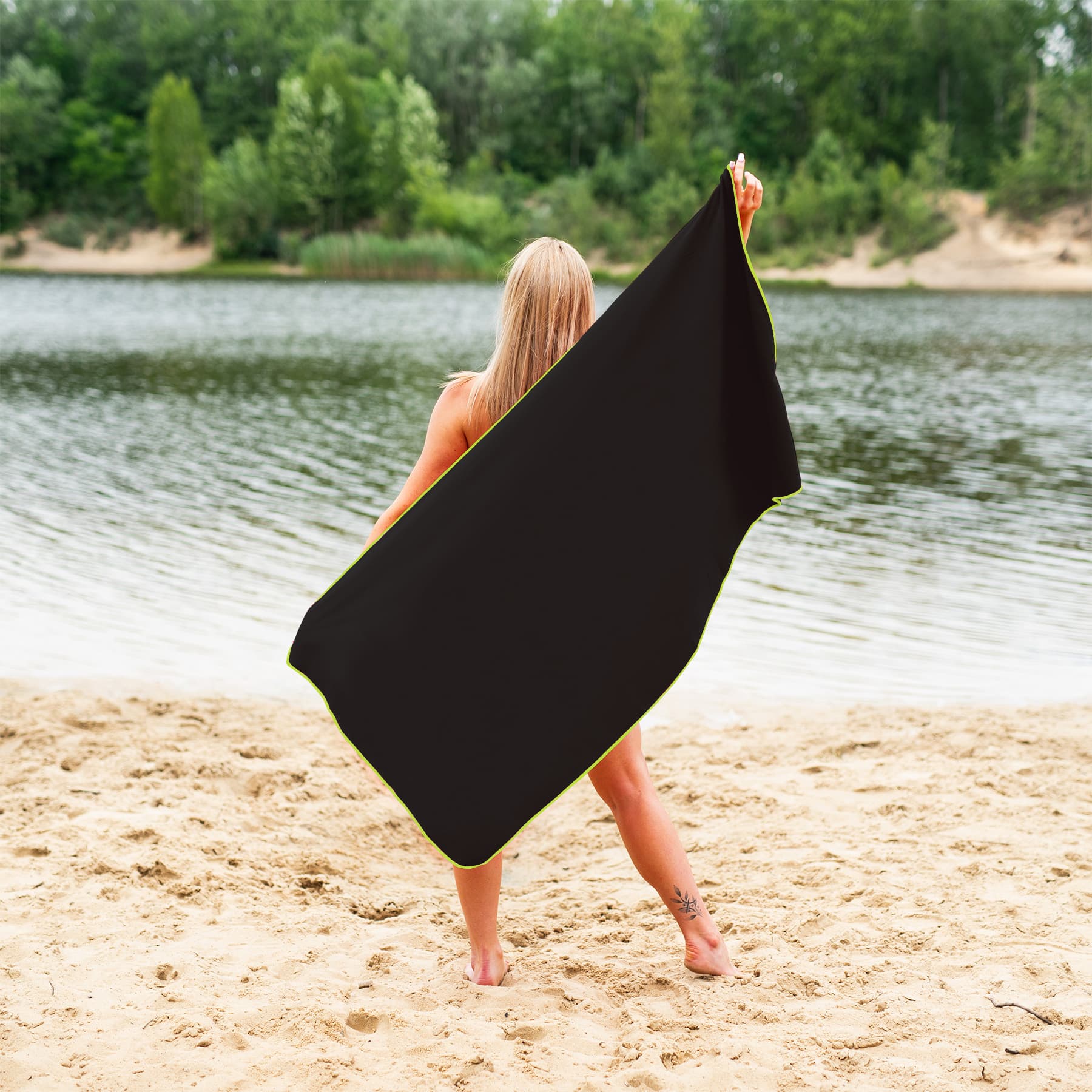 Czarny ręcznik z mikrofibry Nils 140x70 cm 4