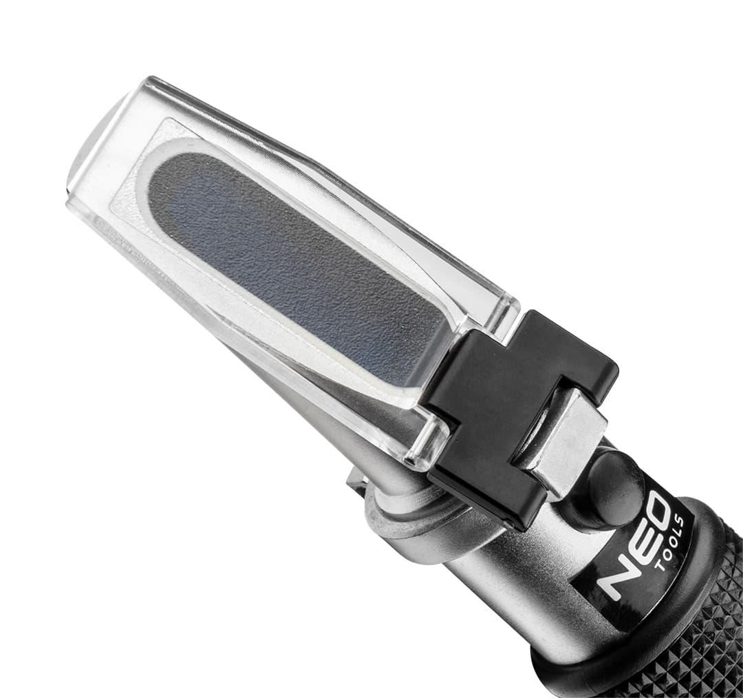 Refraktometr do pomiaru płynu chłodniczego i akumulatora 9