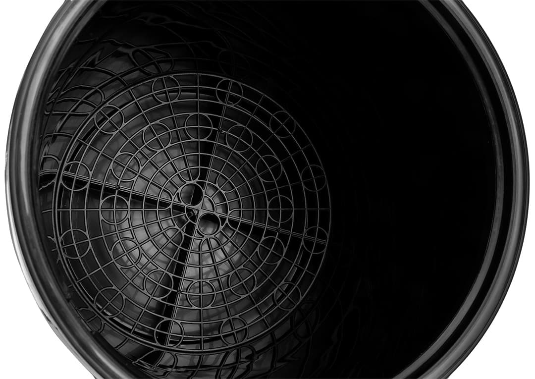 Wiadro z separatorem osadu i zakręcanym wiekiem 20 litrów 4