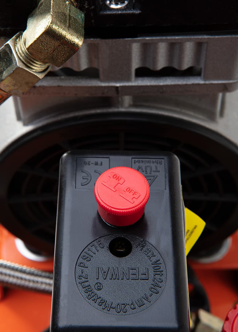 Kompresor bezolejowy 12 l do higienicznych zastosowań 8