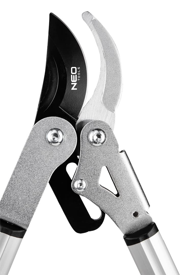 Sekator do gałęzi by-pass NEO TOOLS 710 mm, zakres cięcia do 45 mm 6