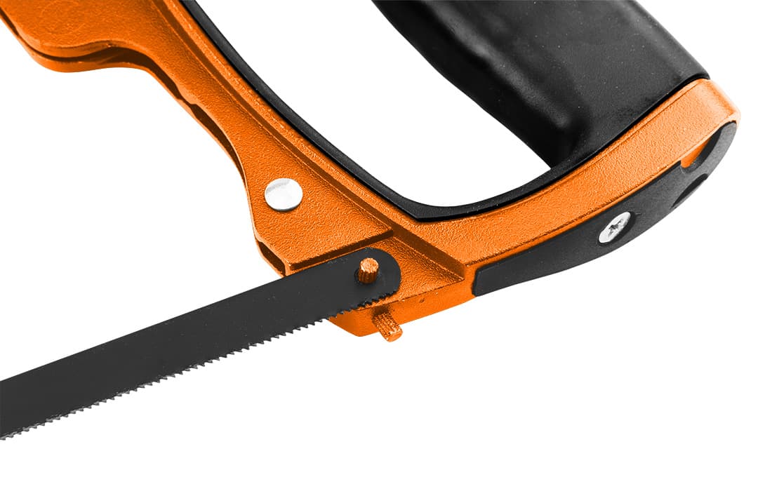 Uchwyt do pił z 4 brzeszczotami wymiennymi 8