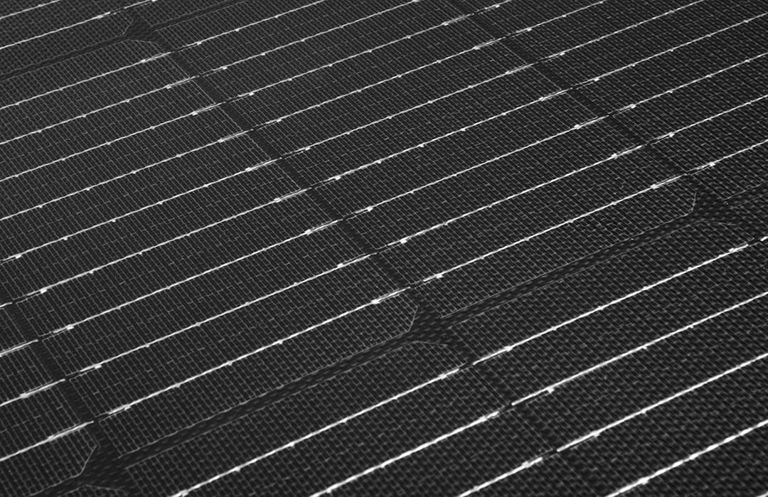 Przenośny panel słoneczny 100W do ładowania 10