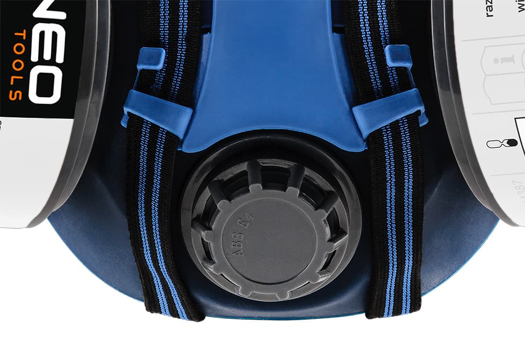 Półmaska silikonowa z dwoma filtrami P3 do ochrony dróg oddechowych 6