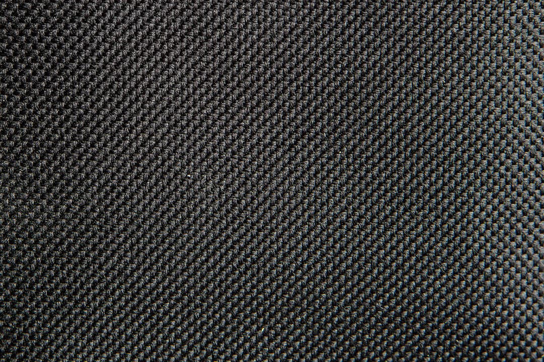 Pas ogrodowy z sześcioma kieszeniami i regulowanym obwodem 3