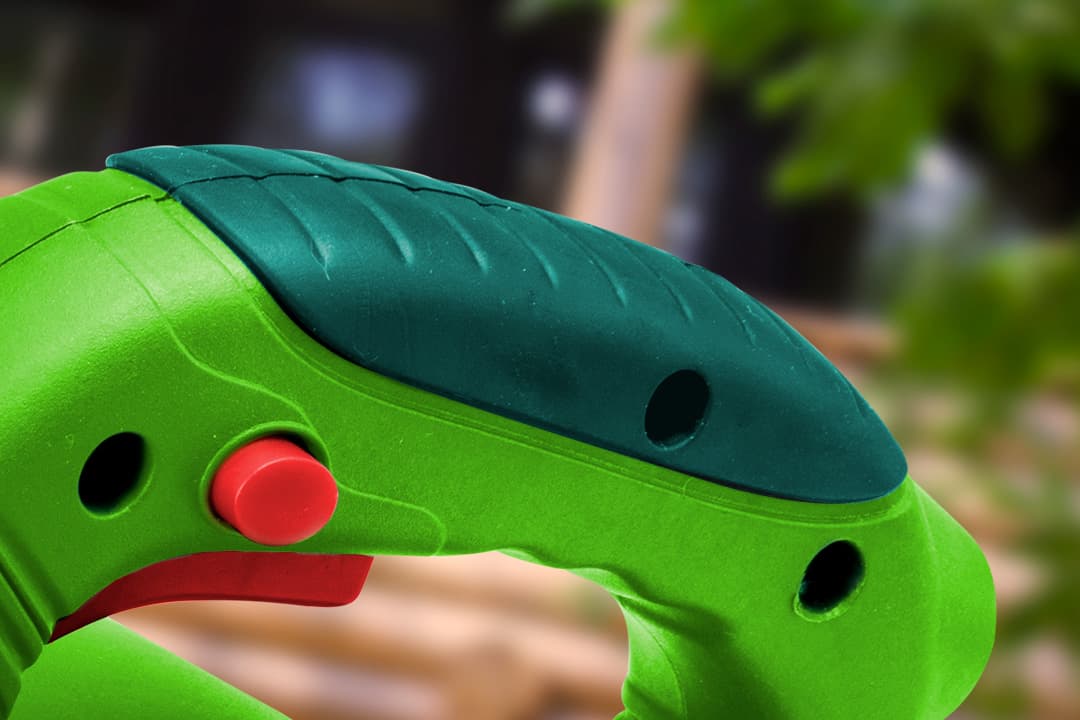 Strug elektryczny 710W głębokość strugania do 2 mm szerokość 82 mm 10