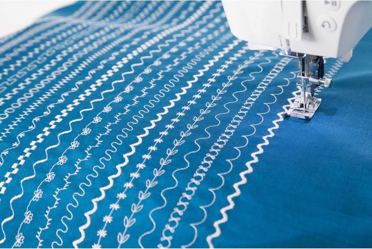 Maszyna do szycia wielofunkcyjna Singer C240