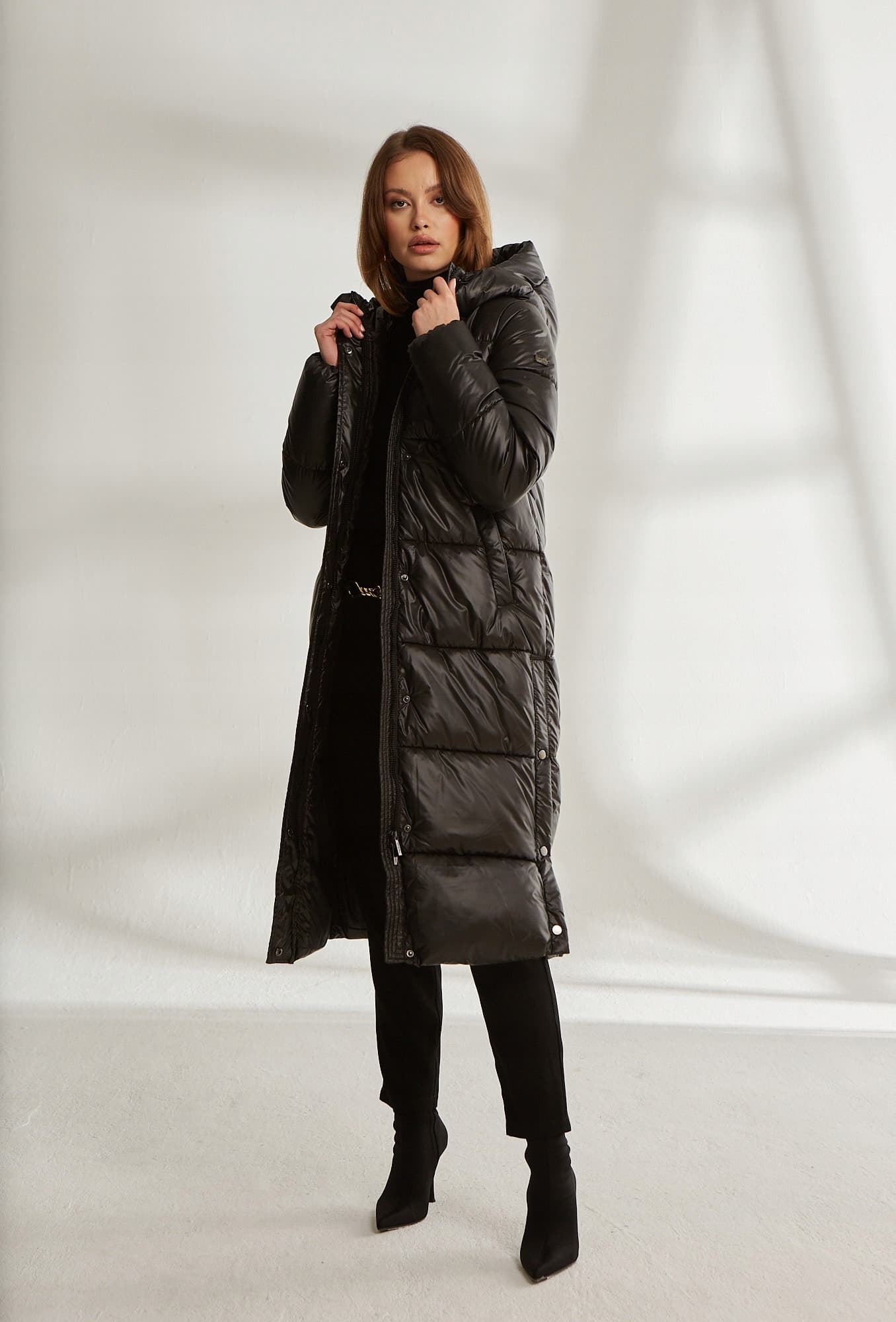 Płaszcz damski pikowany czarny rozmiar 44