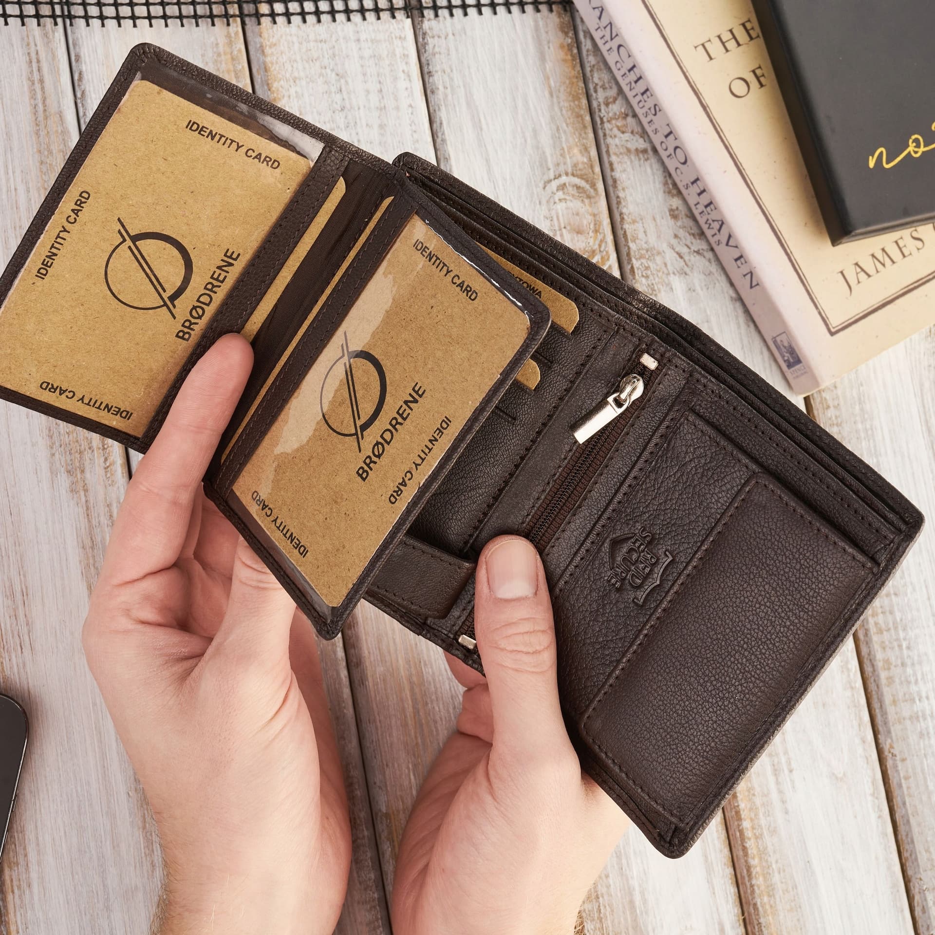 Portfel męski skórzany brązowy klasyczny