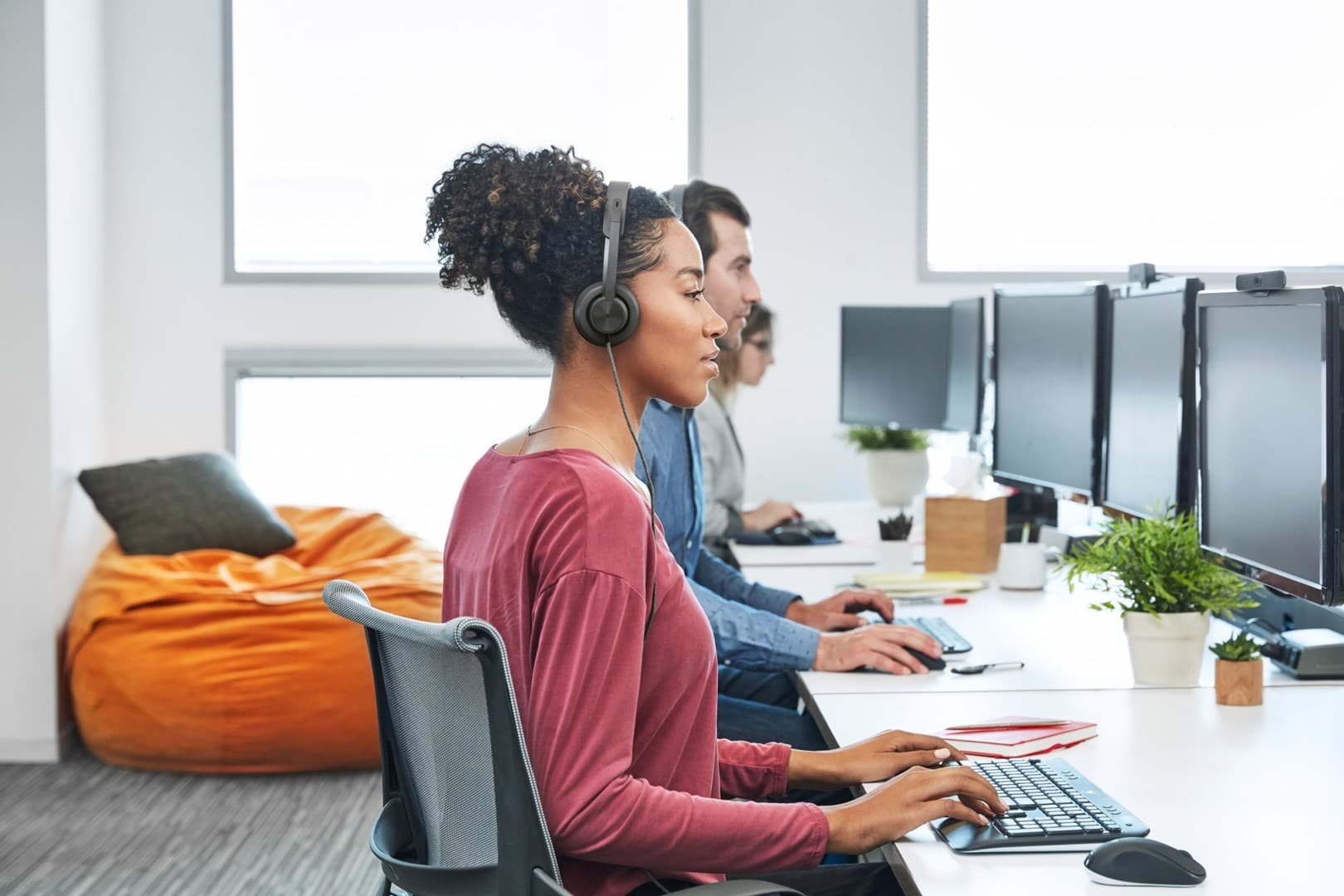 Słuchawki douszne przewodowe Logitech Zone USB Teams